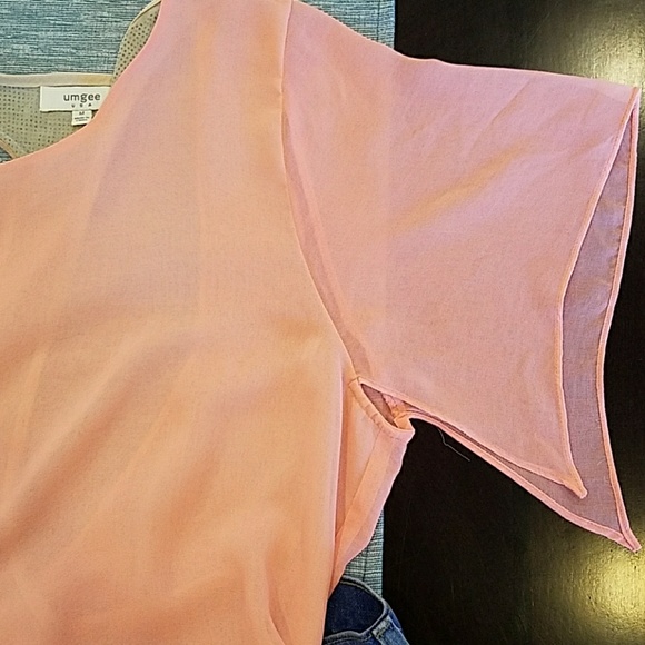 Umgee Razorback Blouse - Picture 4 of 6